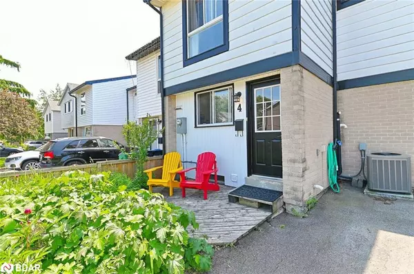 Brampton, ON L6S 2J3,4 Greenfield Square