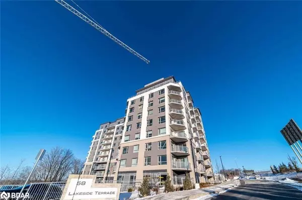 58 Lakeside Terrace #201, Barrie, ON L4M 0L5