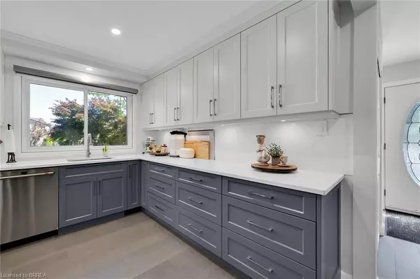 Paris, ON N3L 3T1,69 Garden Crescent