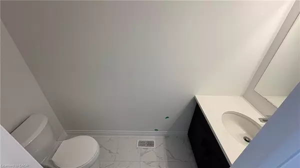 Cambridge, ON N1R 5S7,240 Green Gate Boulevard