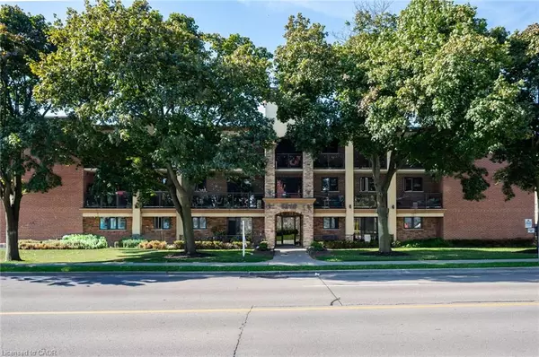 1212 Fennell Avenue E #303, Hamilton, ON L8T 1T2