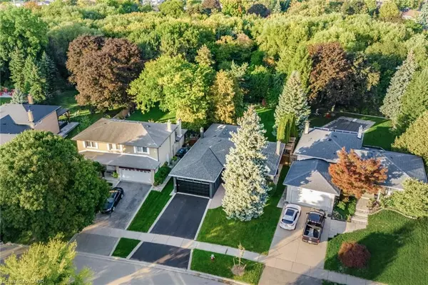 3495 Riverspray Crescent, Mississauga, ON L4Y 3M6