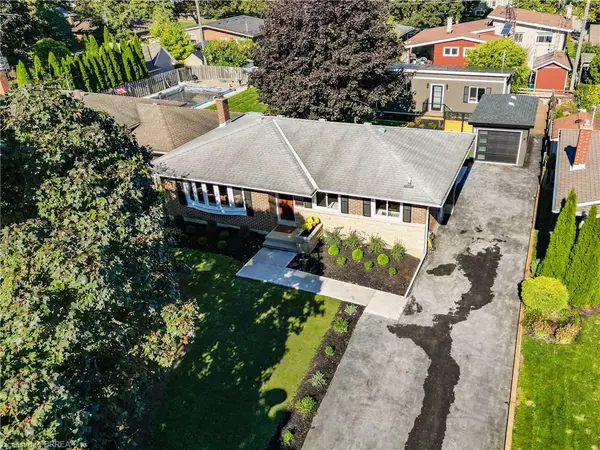 17 Preston Drive, St. Catharines, ON L2M 1X4