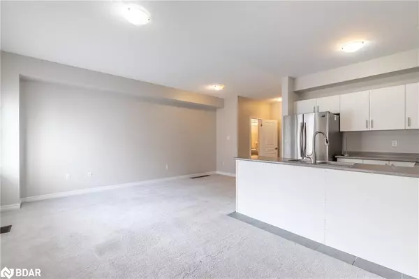Guelph, ON N1L 0A9,88 Decorso Drive #80