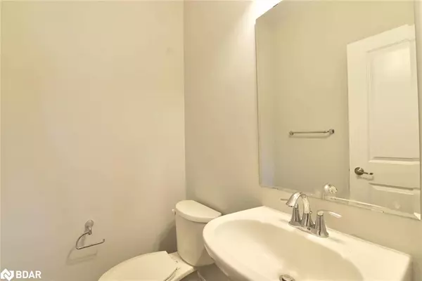 Oakville, ON L6M 0Y8,3062 Gardenia Gate