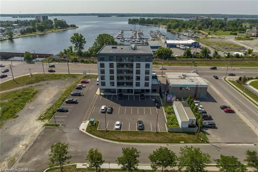 Belleville, ON K8P 1A1,2 Dundas Street W #402