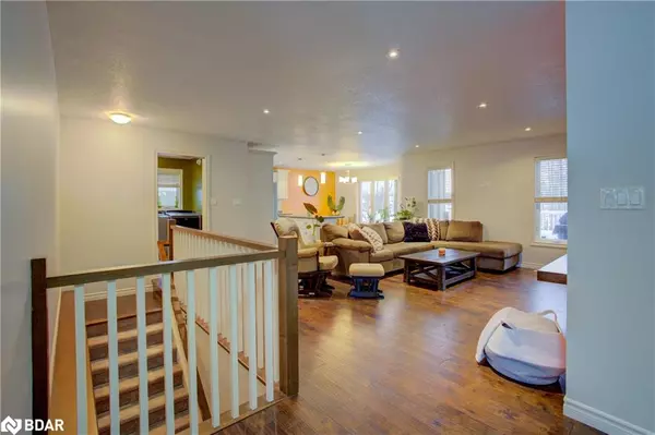 Harriston, ON N0G 1Z0,109 Tuffy Macdougall Court Court