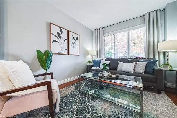 Hamilton, ON L8J 2S6,176 Highland Road W