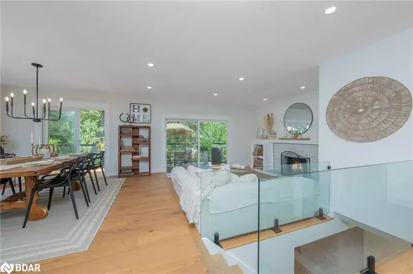 Glen Williams, ON L7G 3S6,27 Tweedle Street