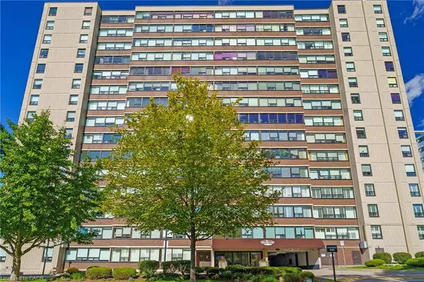 120 Duke Street #403, Hamilton, ON L8P 4T1