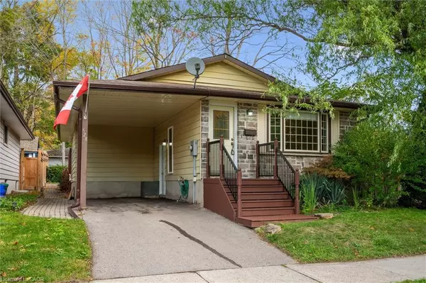 Waterloo, ON N2L 4N4,528 Fallingbrook Drive