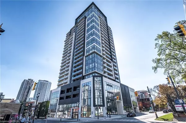 15 Queen Street S #401, Hamilton, ON L8P 0C6