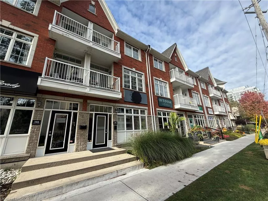 Burlington, ON L7R 0A5,390 Martha Street