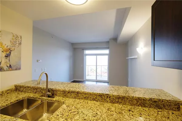 Guelph, ON N1L 0K8,2 Colonial Drive #302