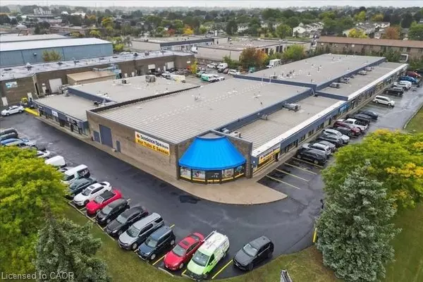 70 Unsworth Drive, Hamilton, ON L8W 3K4