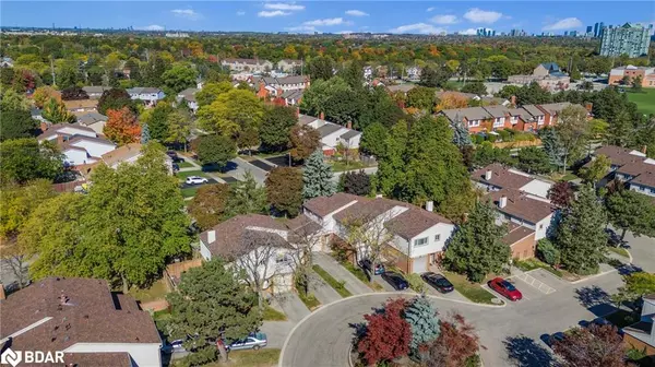 3339 Council Ring Road #7, Mississauga, ON L5L 2A9