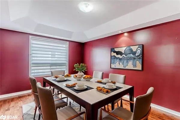 Wasaga Beach, ON L9Z 2B3,31 Fawndale Crescent