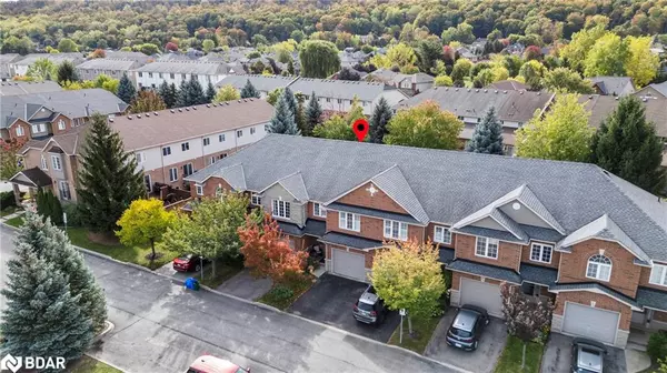 Grimsby, ON L3M 5S8,163 Livingston Avenue #31