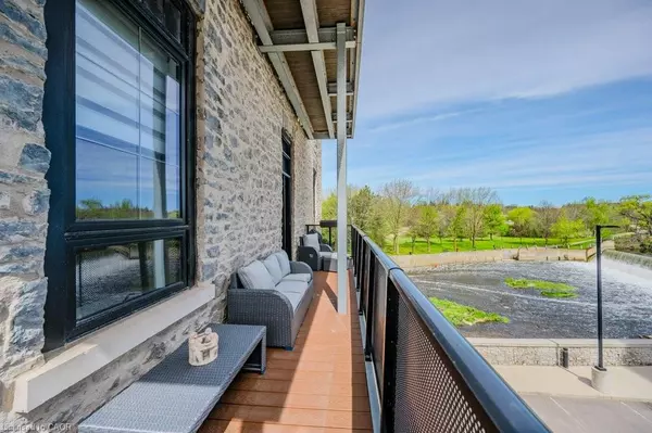 19 Guelph Avenue Avenue #308, Cambridge, ON N3C 1A2