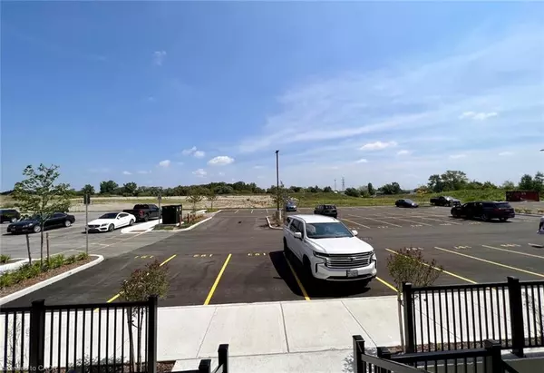 London, ON N6P 0H9,3900 Savoy Street #141