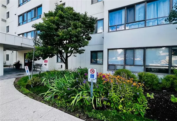 London, ON N6J 4W4,135 Base Line Road W #301