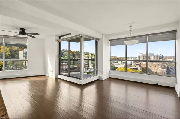 150 Charlton Avenue E #1808, Hamilton, ON L8N 3X3