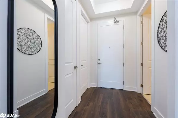 Hamilton, ON L8P 1H8,150 Main Street W #505