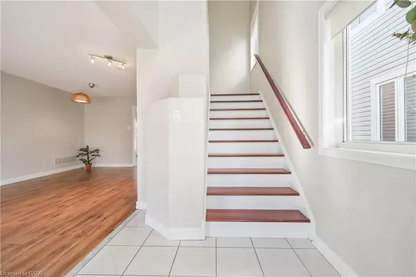 Burlington, ON L7L 6H9,5025 Marjan Lane