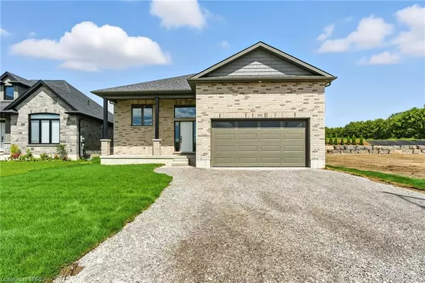 102 Vanrooy Trail, Waterford, ON N0E 1Y0