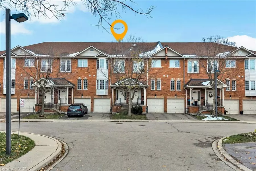 1130 Cawthra Road #54, Mississauga, ON L5G 4V7