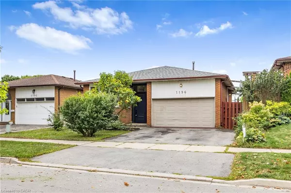 1196 Dowland Crescent, Burlington, ON L7T 4C9