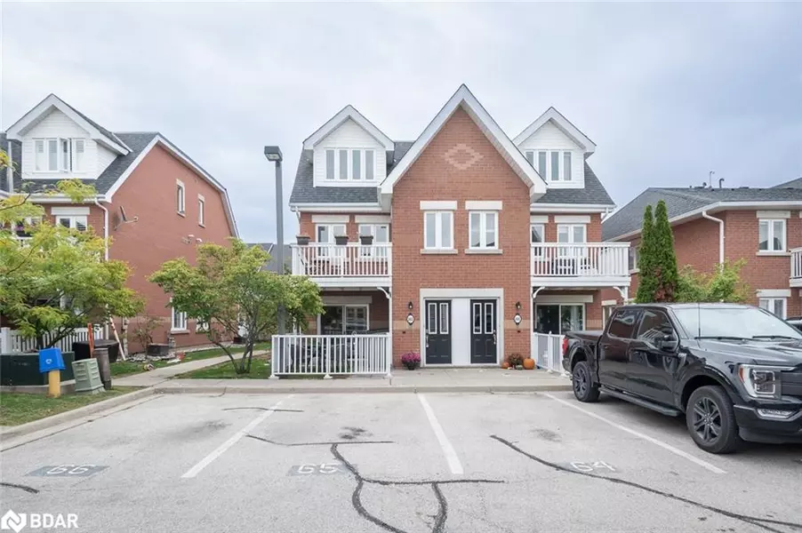 1701 Lampman Avenue #302, Burlington, ON L7L 6R7