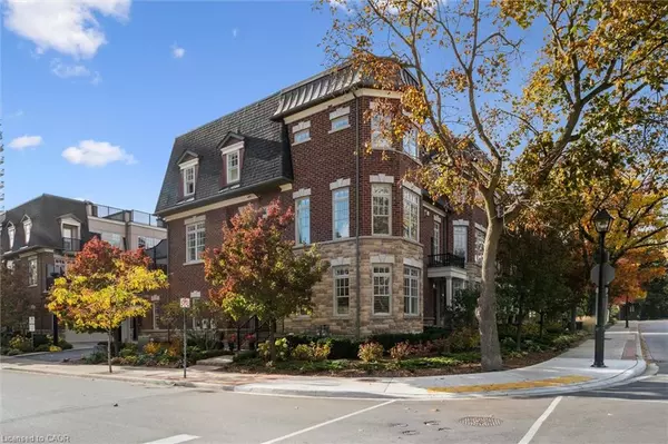 Burlington, ON L7R 0B5,2061 Maria Street #10