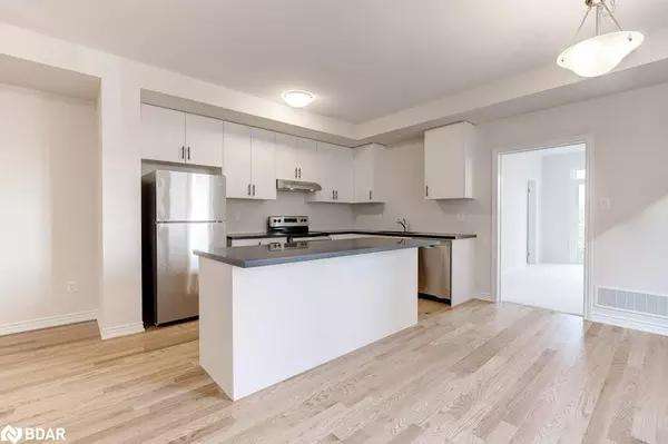 Burlington, ON L7P 0V8,1394 Almonte Drive