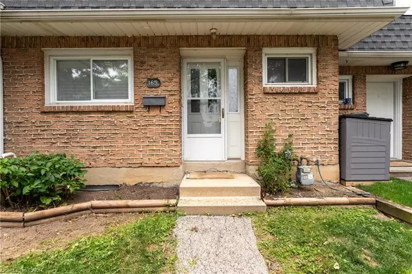 2050 Upper Middle Road #165, Burlington, ON L7P 3R9