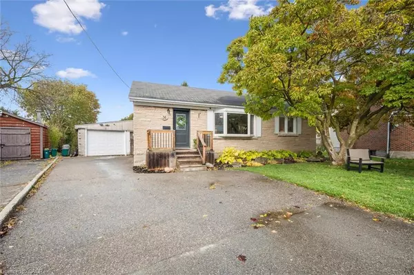 36 Englewood Place, Kitchener, ON N2H 4S6