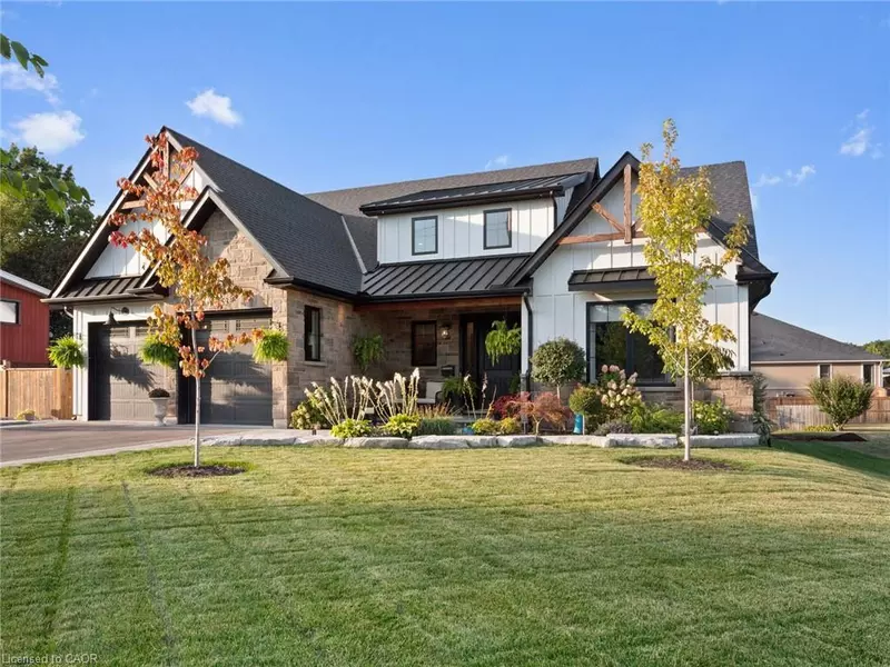 253 Central Avenue, Grimsby, ON L3M 1X6