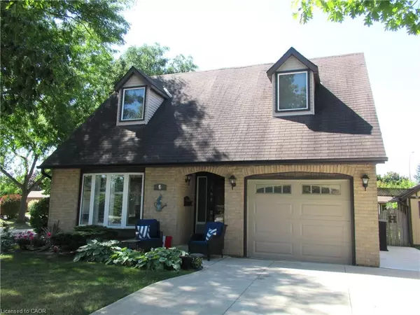 1 Agawam Court, Stoney Creek, ON L8J 1Z7