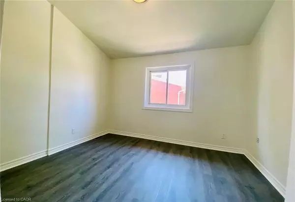 London, ON N5Y 1V4,1090 Kipps Lane #118