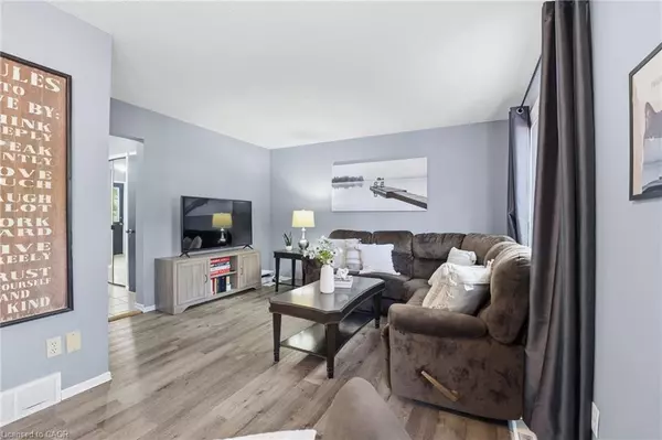 Waterloo, ON N2K 3R4,445 Kingscourt Drive #6