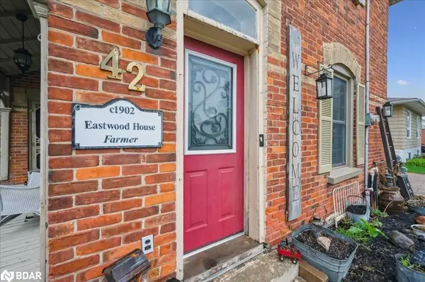 Grand Valley, ON L9W 5N3,42 Bielby Street