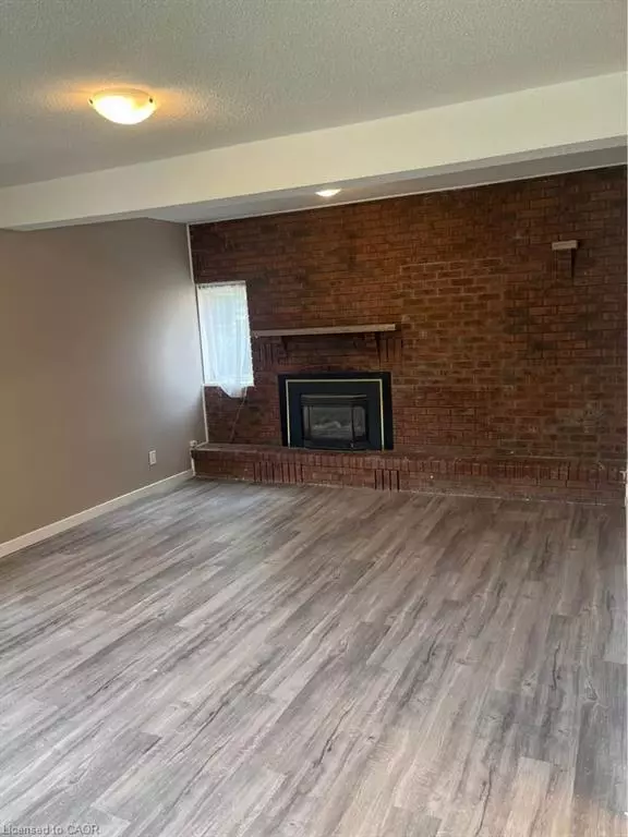 Cambridge, ON N1R 1H5,36-38 Dayton Street