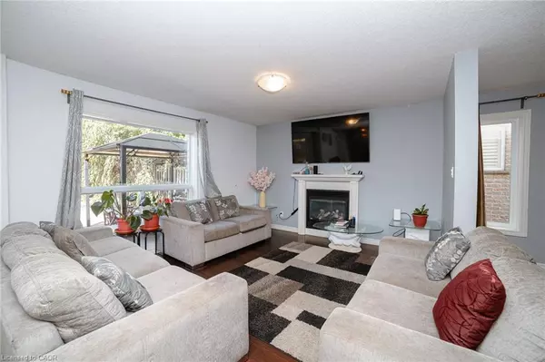 London, ON N5X 0H2,2059 Rollingacres Drive