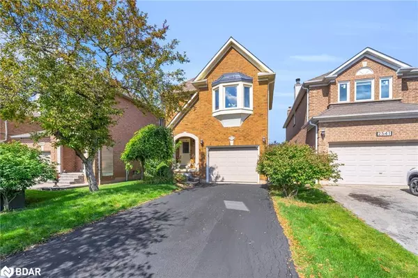 Mississauga, ON L5M 5L2,2543 Scarth Court