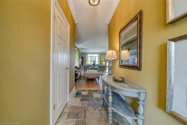 Woodstock, ON N4T 0G3,1142 Caen Avenue