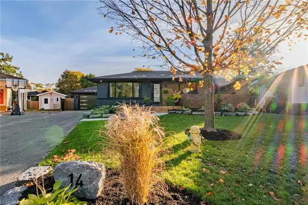 14 Montour Place, Brantford, ON N3R 5E5