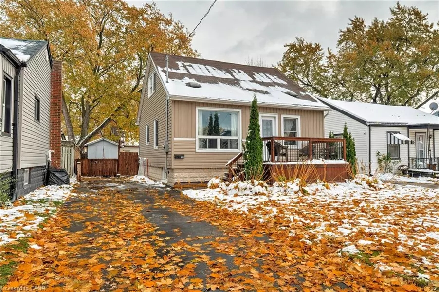 284 Walter Avenue N, Hamilton, ON L8H 5R4