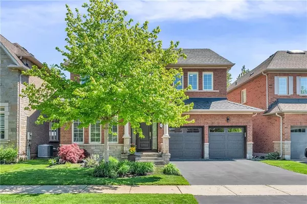 273 Duskywing Way, Oakville, ON L6L 6X5