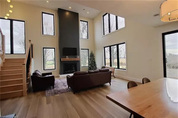 Monkton, ON N0K 1P0,6589 164 Road