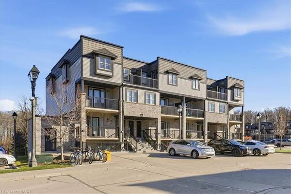 1989 Ottawa Street S #21D, Kitchener, ON N2E 0C2